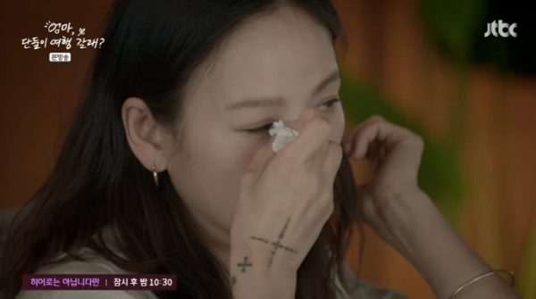韩国知名女星，透露“痛苦的成长史”，一家六口挤在一起生活